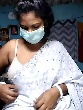 Snapshot of Mis-maya chatting on 17, 6, 2026 Mis-maya online show from 17, 6, 2026