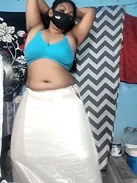 Snapshot of Mis-maya chatting on 13, 7, 2026 Mis-maya online show from 13, 7, 2026