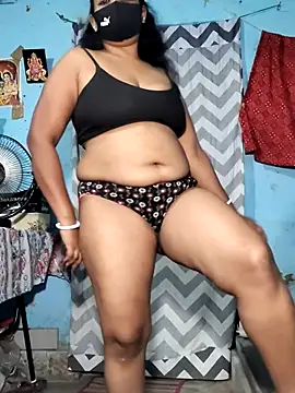 Snapshot of Mis-maya chatting on 12, 7, 2026 Mis-maya online show from 12, 7, 2026