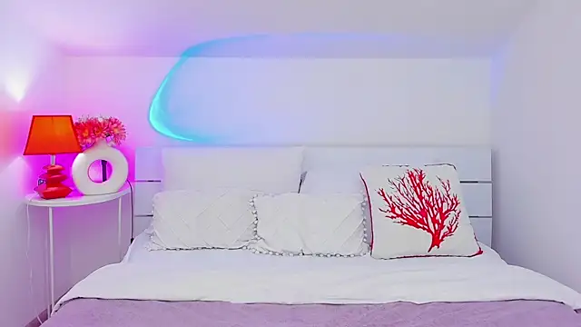 LilyDav online show from 28, 7, 2026