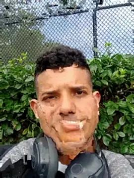 Snapshot of carlos0204 chatting on 6, 6, 2026 carlos0204 online show from 6, 6, 2026