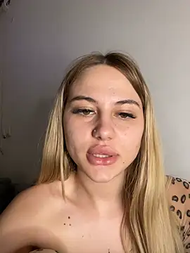 Snapshot of DariaSellen chatting on 17, 6, 2026 DariaSellen online show from 17, 6, 2026