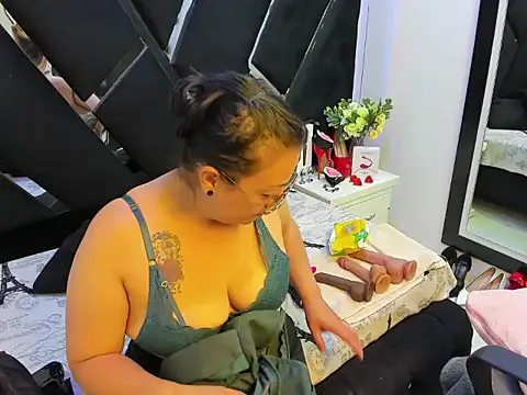 Susana Flame online show from 12, 7, 2026