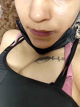 Swetie Priyaaaaa online show from 17, 7, 2026