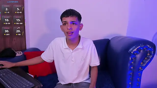 littlecum18 online show from 12, 7, 2026