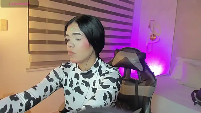 cami greedy online show from 12, 7, 2026