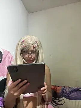 mimosa chan online show from 7, 6, 2026