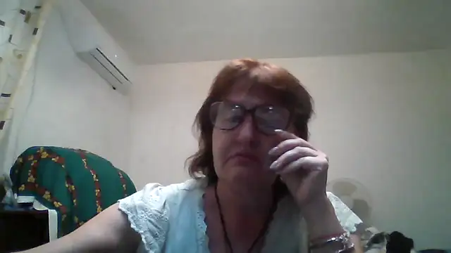ErikaXShine online show from 4, 7, 2026