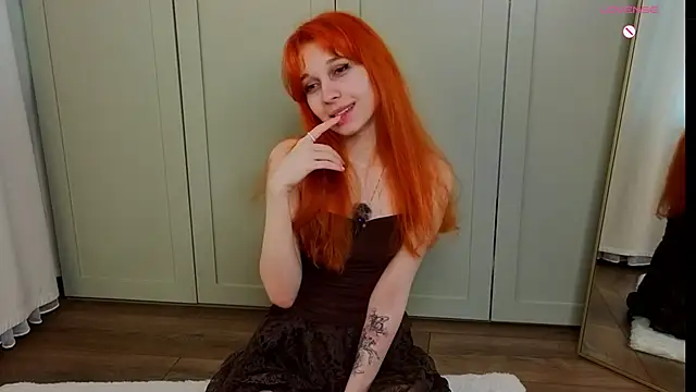 Snapshot of tgirlfoxy chatting on 7, 6, 2026 tgirlfoxy online show from 7, 6, 2026
