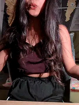Snapshot of sanaya_darling chatting on 12, 6, 2026 sanaya darling online show from 12, 6, 2026