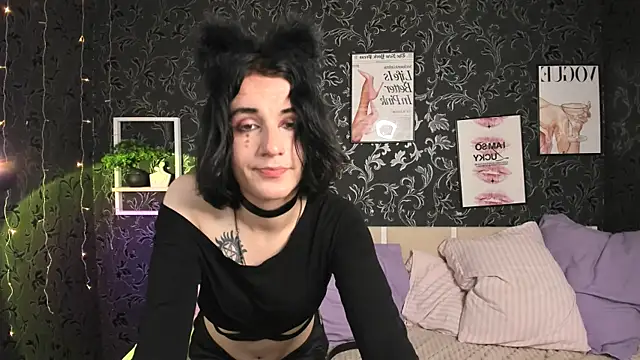 MickeQuinee online show from 23, 6, 2026