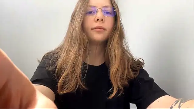 Snapshot of AlisonOhlmacher chatting on 10, 6, 2026 AlisonOhlmacher online show from 10, 6, 2026