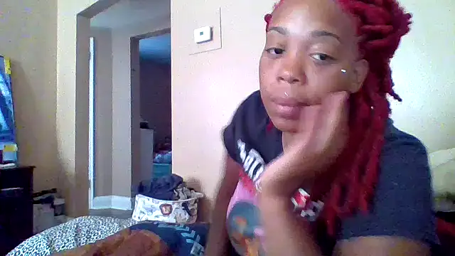 Snapshot of BoujieDee chatting on 13, 7, 2026 BoujieDee online show from 13, 7, 2026