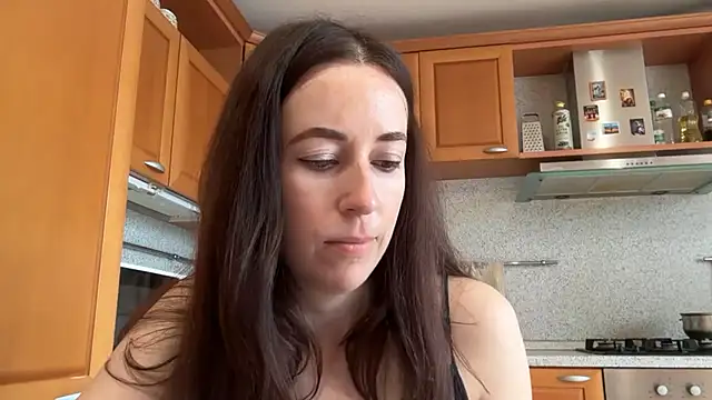 Flamingo Queen online show from 9, 6, 2026