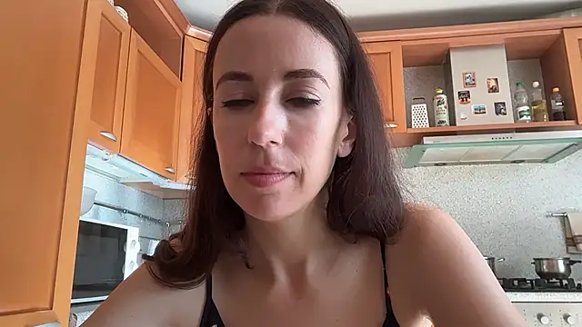 Flamingo Queen online show from 18, 7, 2026