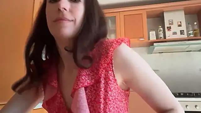 Flamingo Queen online show from 25, 7, 2026