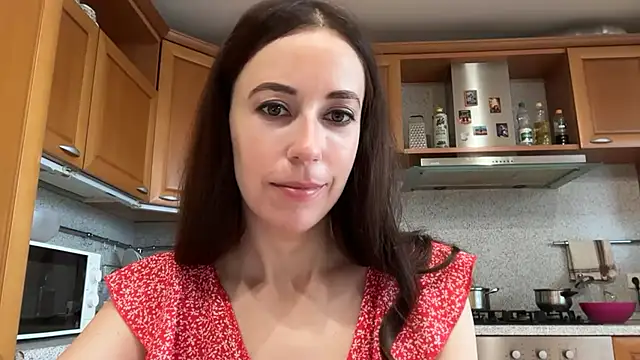 Flamingo Queen online show from 28, 7, 2026