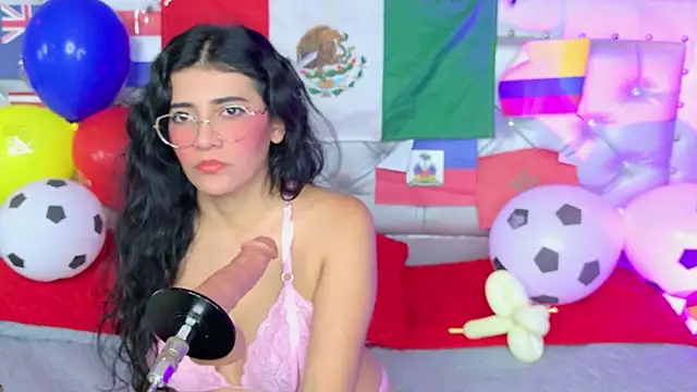 Scarlett  Moon online show from 26, 6, 2026