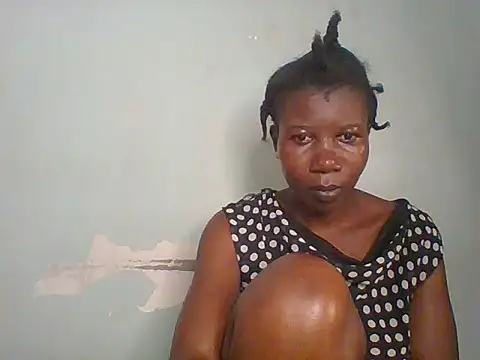 Snapshot of Am_Creme_Delight chatting on 9, 7, 2026 Am Creme Delight online show from 9, 7, 2026