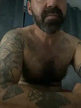 Snapshot of maxo1986 chatting on 7, 6, 2026 maxo1986 online show from 7, 6, 2026