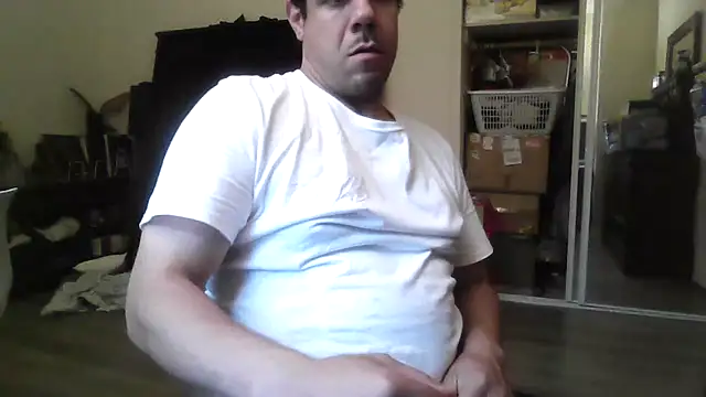Snapshot of toosexy4myshirt chatting on 5, 7, 2026 toosexy4myshirt online show from 5, 7, 2026