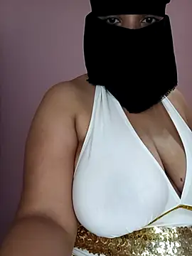 Snapshot of hot_farawla00 chatting on 13, 7, 2026 hot farawla00 online show from 13, 7, 2026