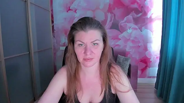 Snapshot of LunaKissesx chatting on 14, 6, 2026 LunaKissesx online show from 14, 6, 2026