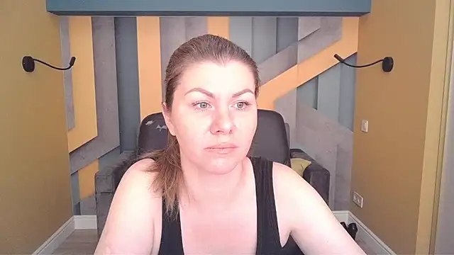 Snapshot of LunaKissesx chatting on 9, 6, 2026 LunaKissesx online show from 9, 6, 2026