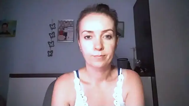 JenniferAlone online show from 30, 6, 2026