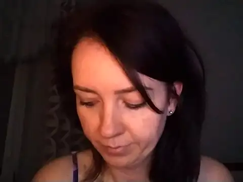 JenniferAlone online show from 11, 6, 2026
