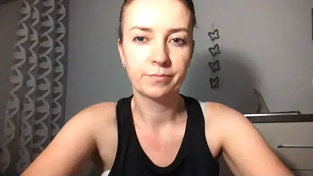JenniferAlone online show from 19, 7, 2026
