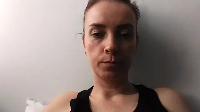 JenniferAlone online show from 15, 6, 2026