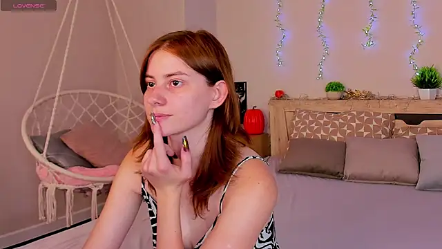 Lilli Rivera online show from 14, 6, 2026