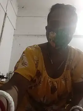 Simi-hot-boudi online show from 9, 6, 2026