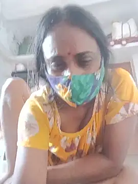 Simi-hot-boudi online show from 2, 7, 2026