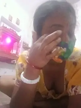 Simi-hot-boudi online show from 11, 6, 2026