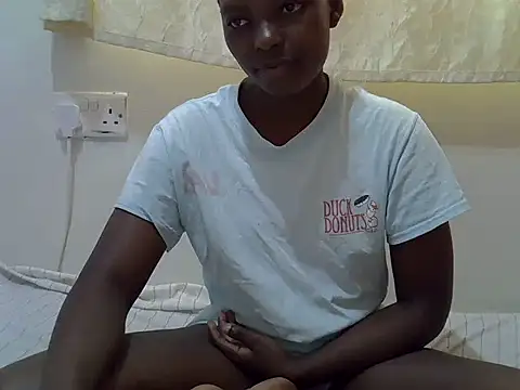 Snapshot of smile_lily chatting on 10, 7, 2026 smile lily online show from 10, 7, 2026