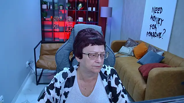Snapshot of IsoldeMirevain chatting on 15, 6, 2026 IsoldeMirevain online show from 15, 6, 2026