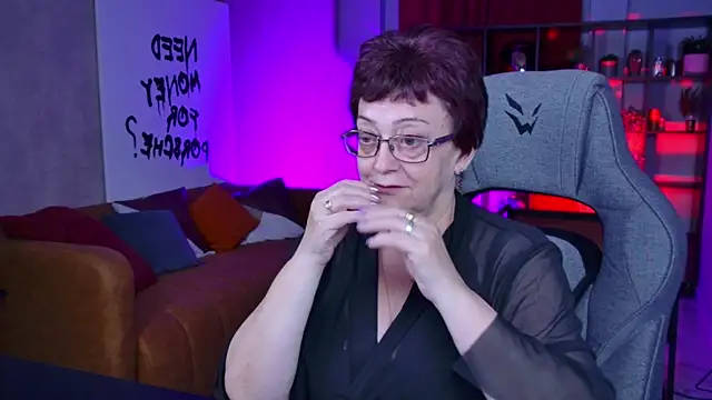 Snapshot of IsoldeMirevain chatting on 16, 6, 2026 IsoldeMirevain online show from 16, 6, 2026