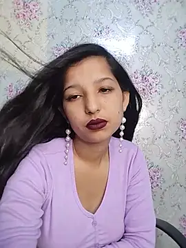 Snapshot of Queen_Rosyy chatting on 23, 6, 2026 Queen Rosyy online show from 23, 6, 2026