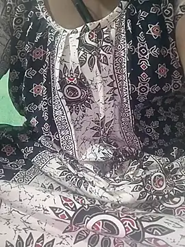 Sexy-Bhabi69 online show from 18, 7, 2026