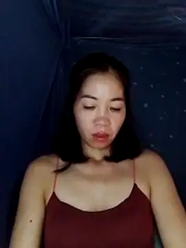 Snapshot of -Nena_ chatting on 8, 6, 2026 -Nena online show from 8, 6, 2026