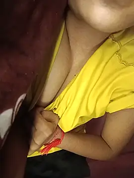 Snapshot of baby_girl_099 chatting on 6, 7, 2026 baby girl 099 online show from 6, 7, 2026