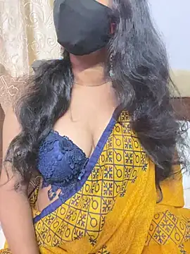 Clara-Lilly online show from 19, 7, 2026