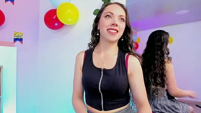Snapshot of AshleyBenoitt chatting on 8, 7, 2026 AshleyBenoitt online show from 8, 7, 2026