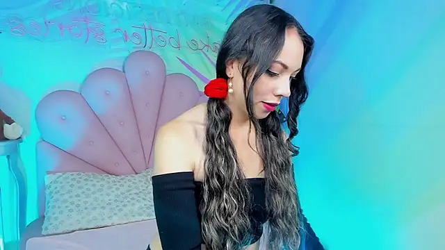 AshleyBenoitt online show from 8, 6, 2026