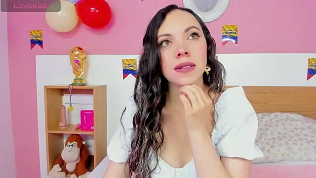 Snapshot of AshleyBenoitt chatting on 25, 6, 2026 AshleyBenoitt online show from 25, 6, 2026