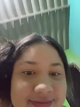 Yulisa 70 online show from 4, 7, 2026