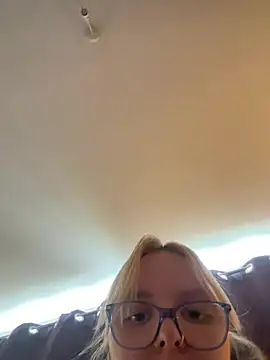 Snapshot of lucyyyxoxo chatting on 30, 7, 2026 lucyyyxoxo online show from 30, 7, 2026