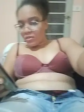 Snapshot of Esquetadinhas chatting on 16, 7, 2026 Esquetadinhas online show from 16, 7, 2026